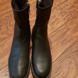 Black calf length hiking/walking/sport boot